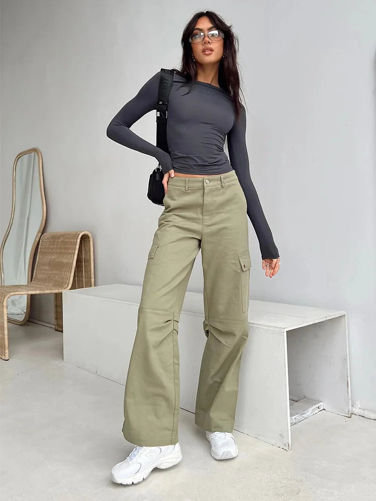 Fitted long sleeve crop top