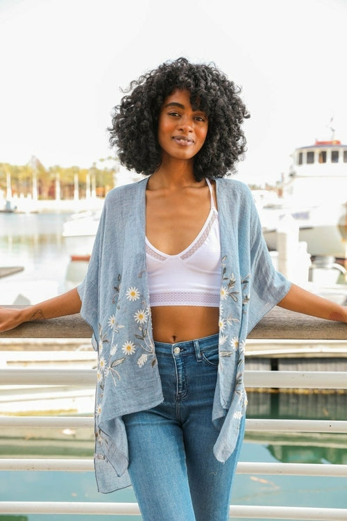 Embroidered Daisy Linen Kimono