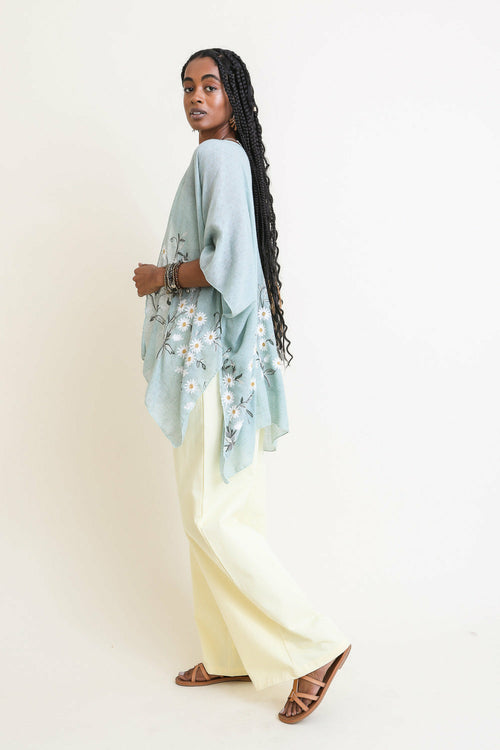 Embroidered Daisy Linen Kimono