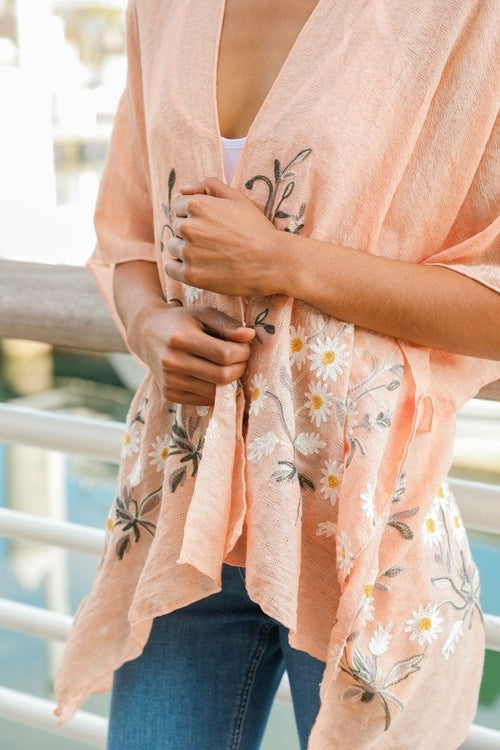 Embroidered Daisy Linen Kimono